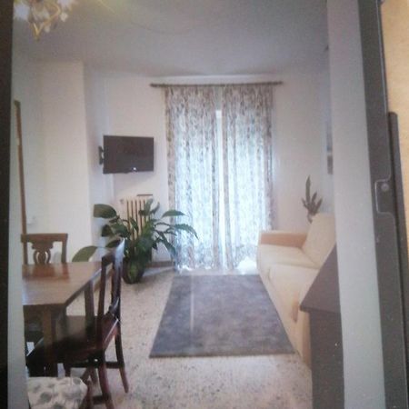 Casa Silvio Apartment Torri Del Benaco Luaran gambar